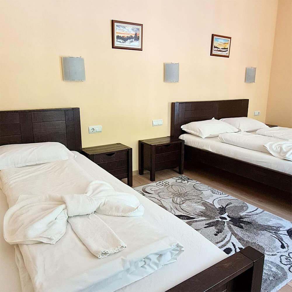 Family Hotel Chiflik Hills Habitación foto